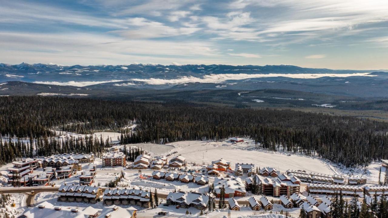 Nest On Perfection - Newly Renovated Ski In Ski Out Mountain View Condo Big White Ski Resort Exterior photo